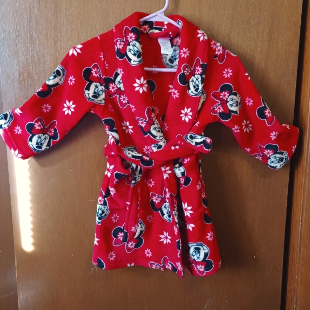 Minnie Mouse Robe - Picture 2 of 6
